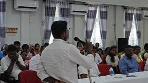 வீதியில்  போதைப்பொருள் பயன்படுத்தியவர்களால் உயர்தர வகுப்பு மாணவி ஒருவருக்கு தொந்தரவு