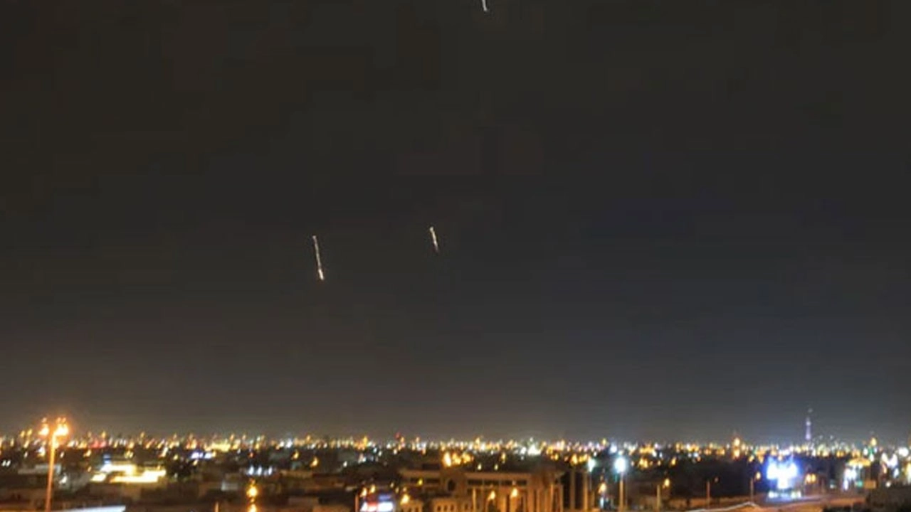 ரியாத் அமெரிக்க தூதரகத்தில் ட்ரோன் தாக்குதல்