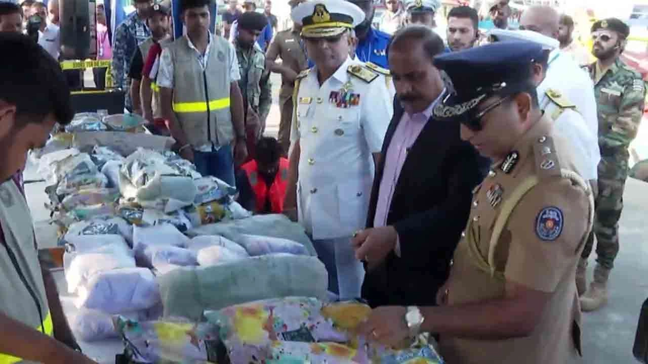 “3 பில்லியன் ரூபாய் மதிப்புள்ள ஹெரோயின் மீன்பிடி படகில் சிக்கியது”