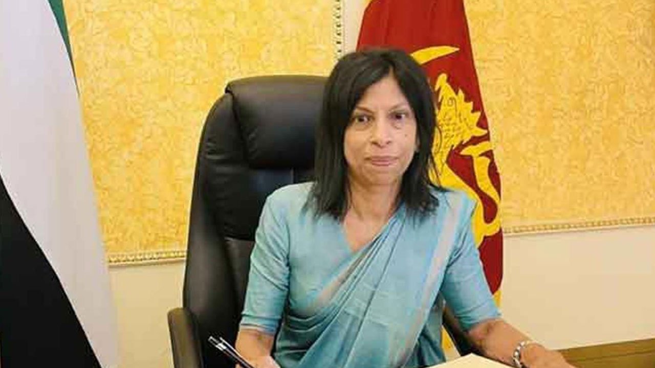 ஐக்கிய அரபு இராச்சியம் தாக்குதல்: இலங்கையர்கள் பாதிக்கப்படவில்லை – அருஷா குரே அறிவிப்பு