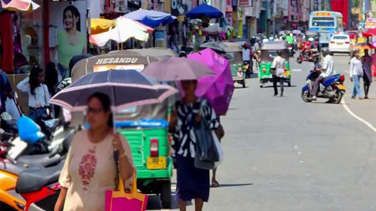 பல மாகாணங்களில் கடும் வெப்பம்