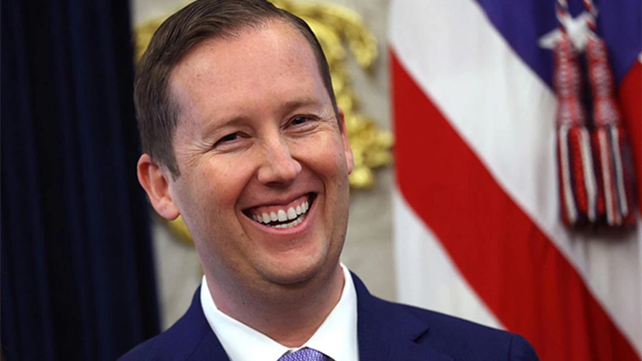 அமெரிக்க–இலங்கை உறவு வலுப்படுத்த பேச்சுவார்த்தை